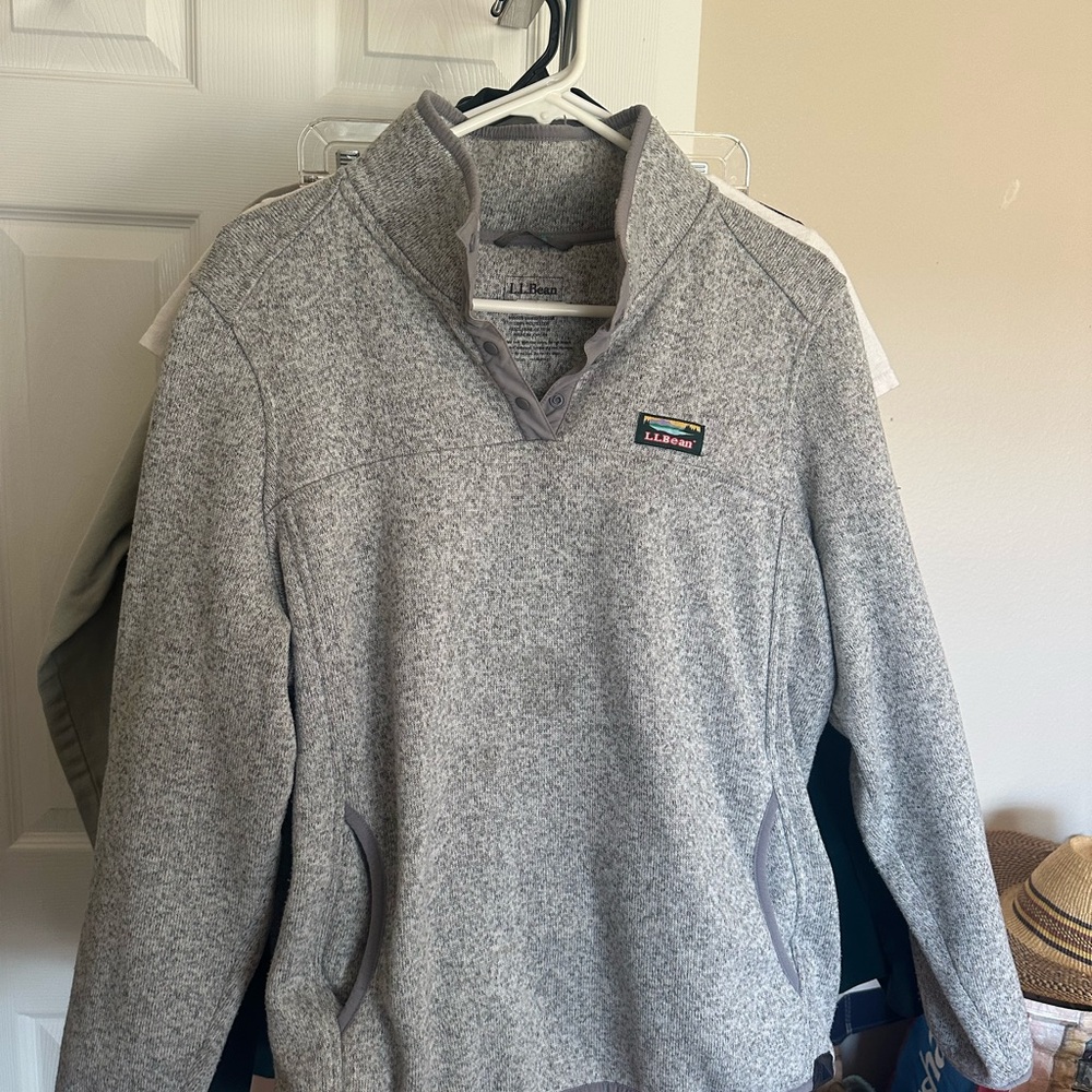L.L. Bean Heather Gray Fleece Pullover